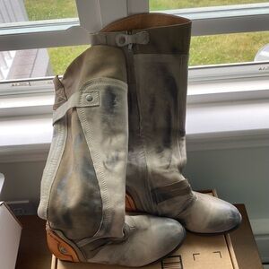 Women’s leather boots with heel gently used size 71/2